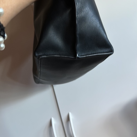 {VGUC} DKNY leather snap shoulder bag - Picture 7 of 10